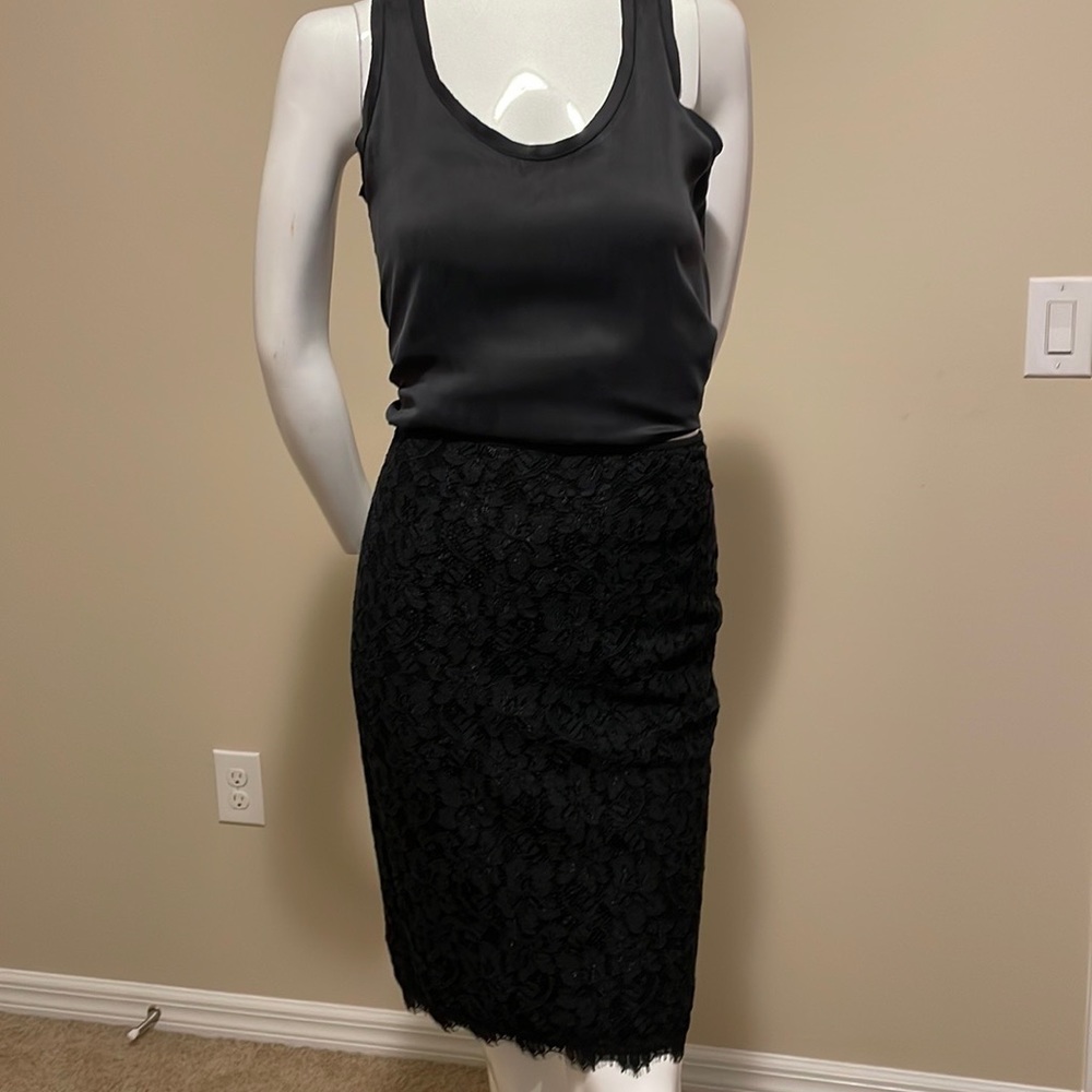 Diane von Furstenberg DVF Scotia Lace Pencil Skirt 8 NWT Silk Blend Gold Zip